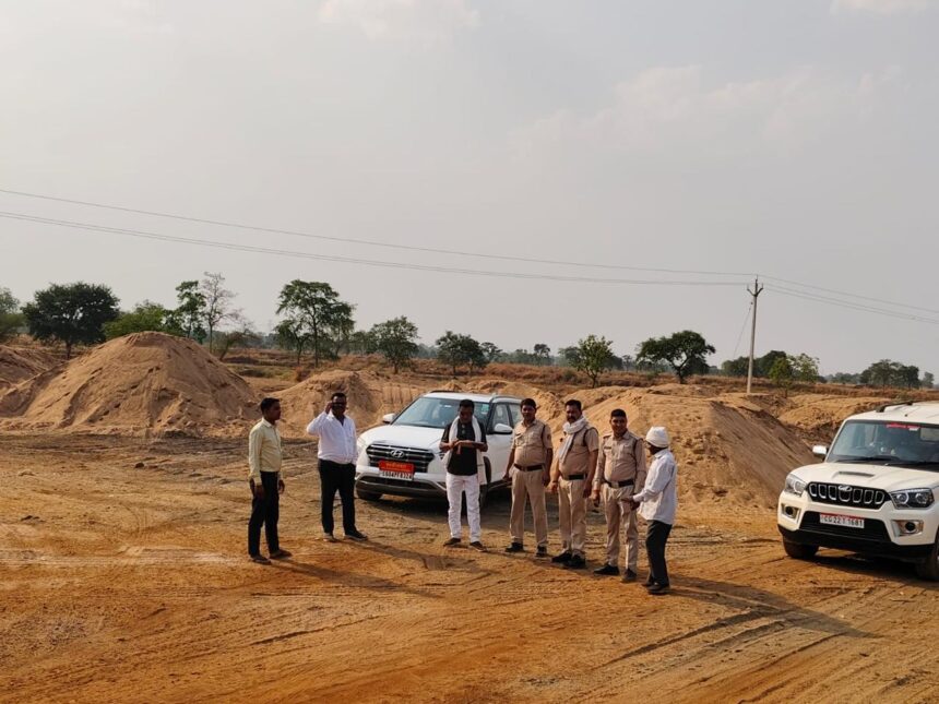 अवैध खनन और भंडारण पर बड़ी कार्रवाई 759 हाइवा रेत जब्त